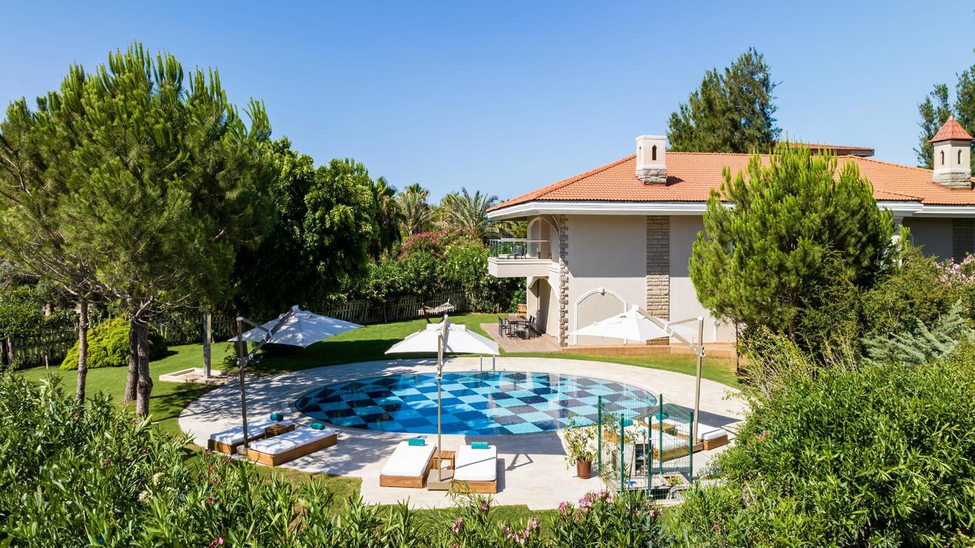 Sirene Belek Hotel Exteriér fotografie Villa in Quinta do Lago