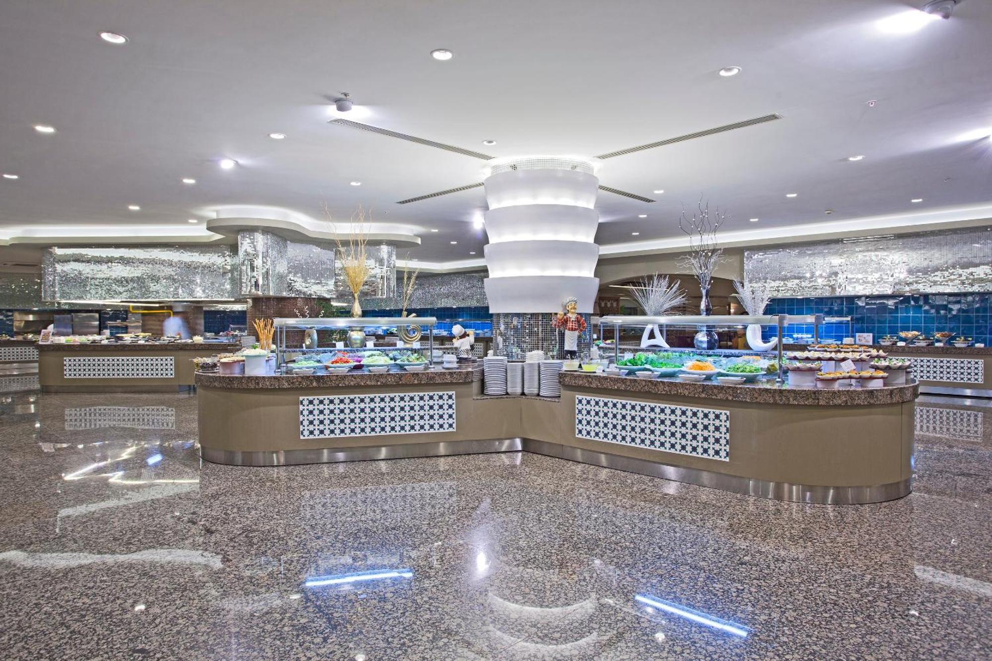 Sirene Belek Hotel Exteriér fotografie The buffet at the hotel